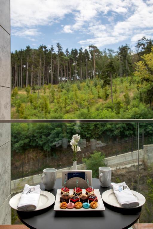 double or twin room with mountain view and balcony