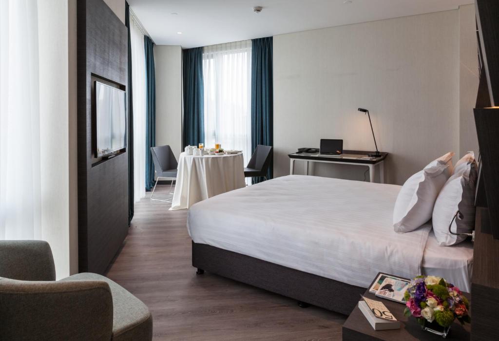 executive king suite