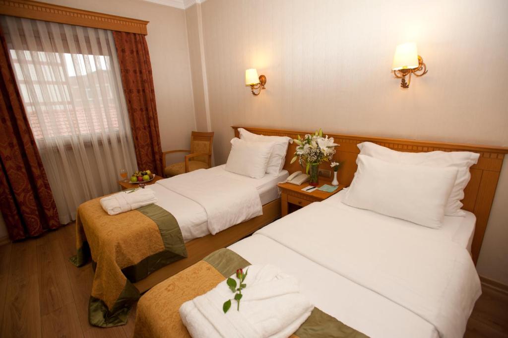 standard double room with city view