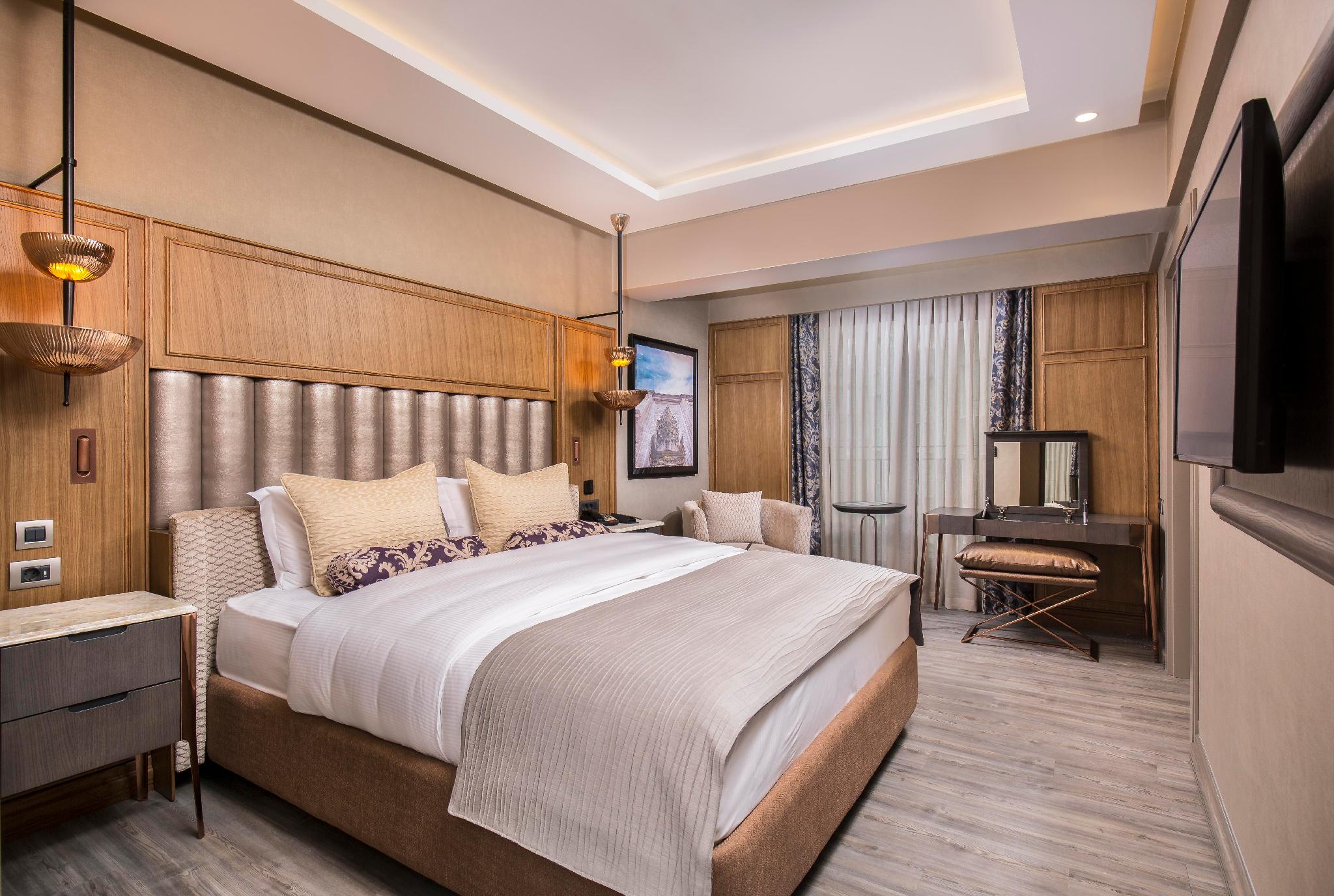 superior Queen room