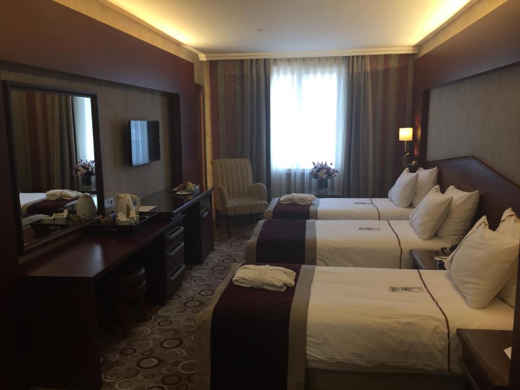 connected family room