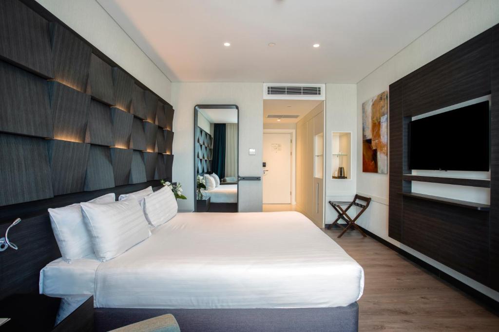 superior room