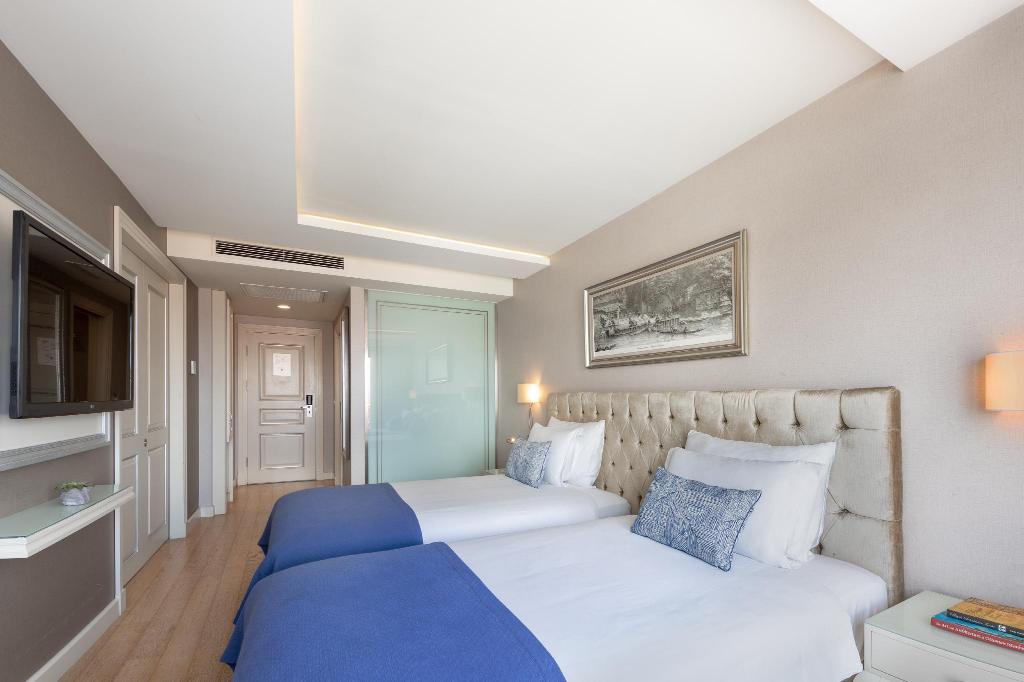 deluxe triple room