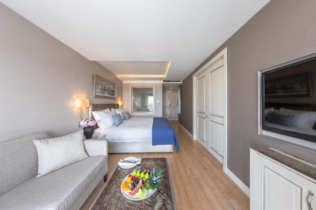 deluxe triple room