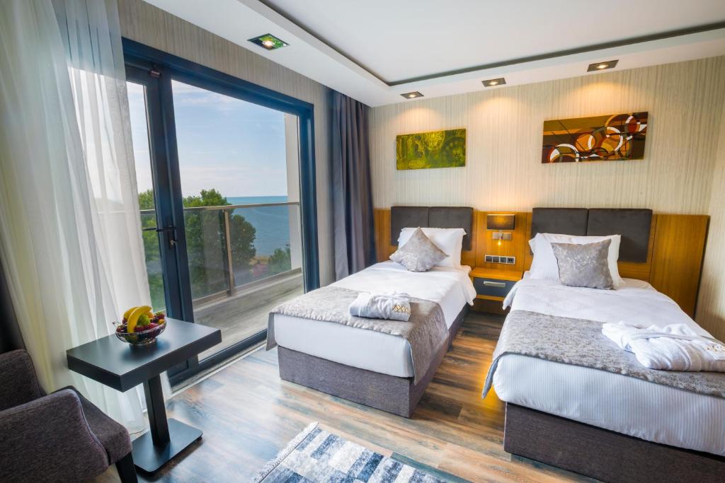 junior suite with sofa bed and sea view