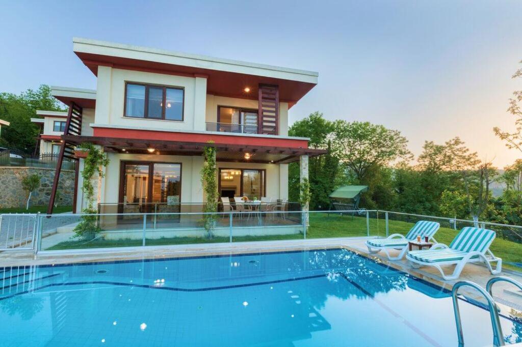 villa with private pool