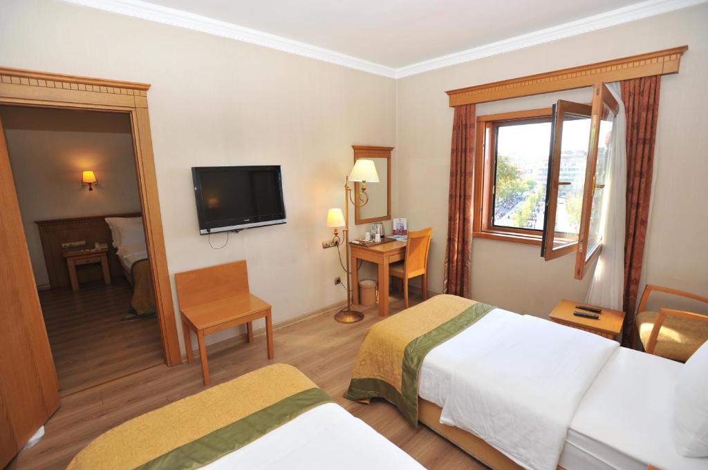 connected room