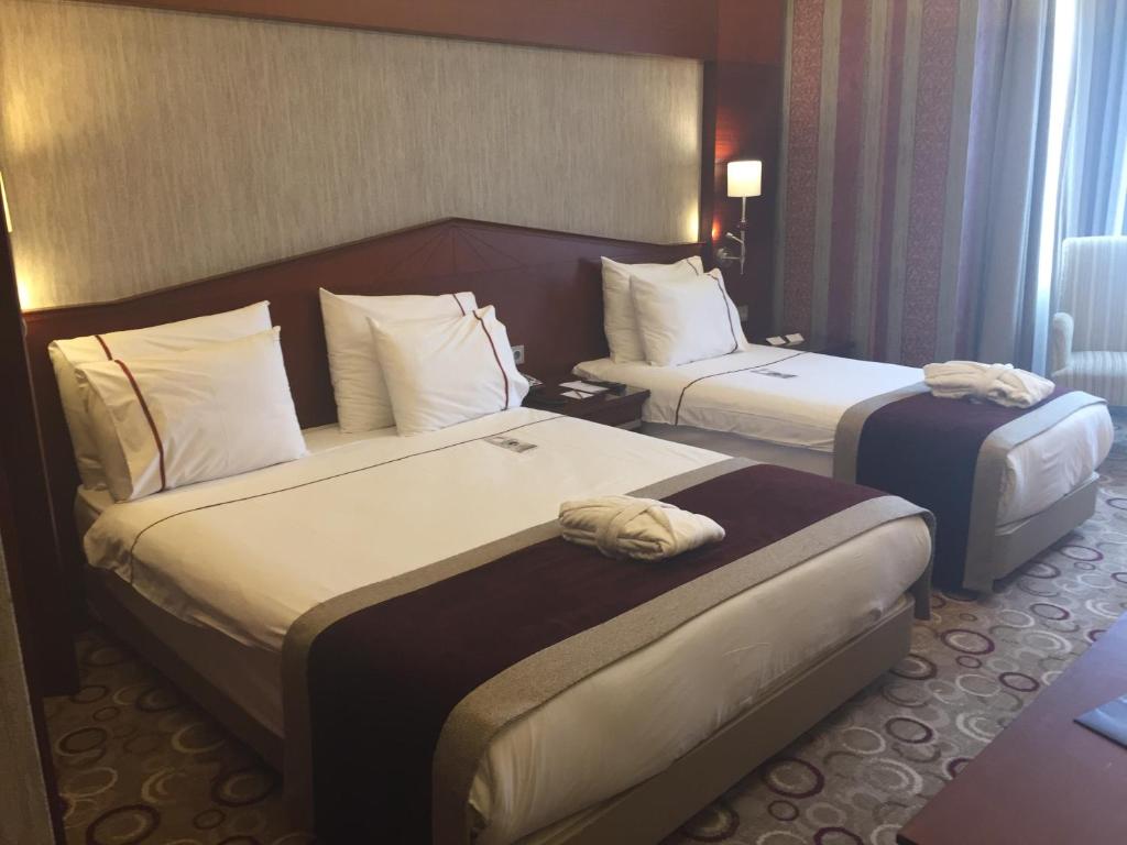 deluxe triple room