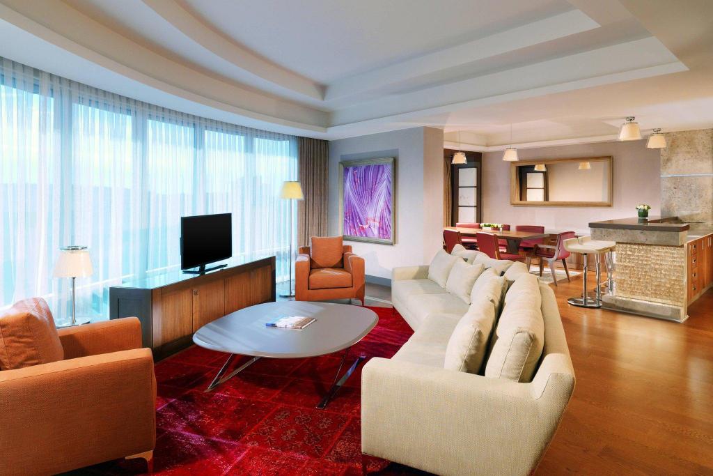 king suite , club level , 1 bedroom presidential suite , 1 king