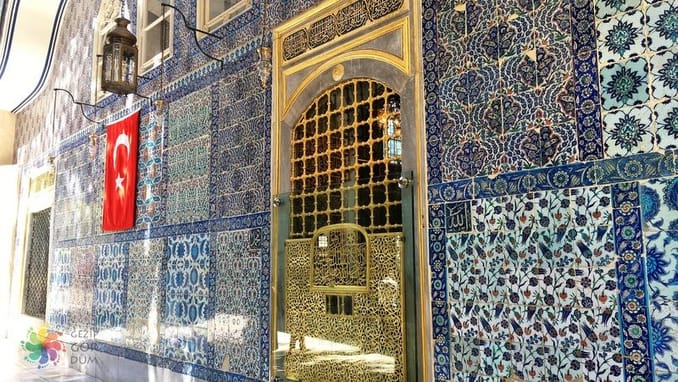 كل ما يهمك معرفته عن مسجد ابو ايوب الانصاري في اسطنبول سفرك السياحية