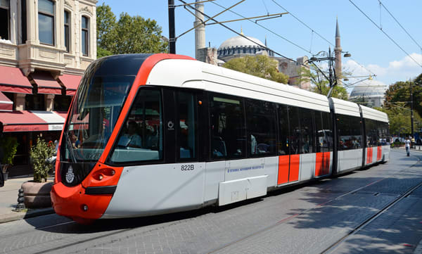 Tramway: Istanbul's Electric Train