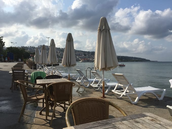 Buyukcekmece Beach: A Special Charm on the European Side of Istanbul