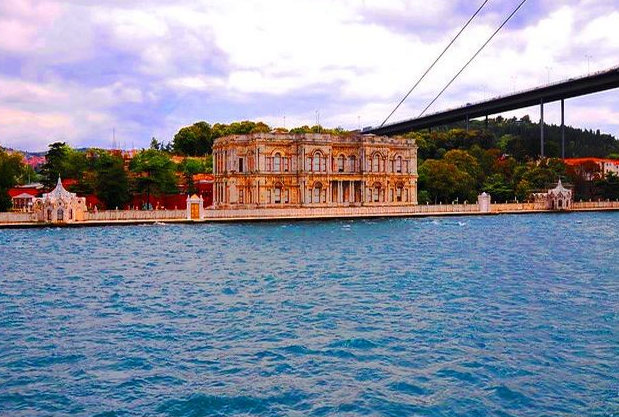 قصر بيلار بيه في اسطنبول