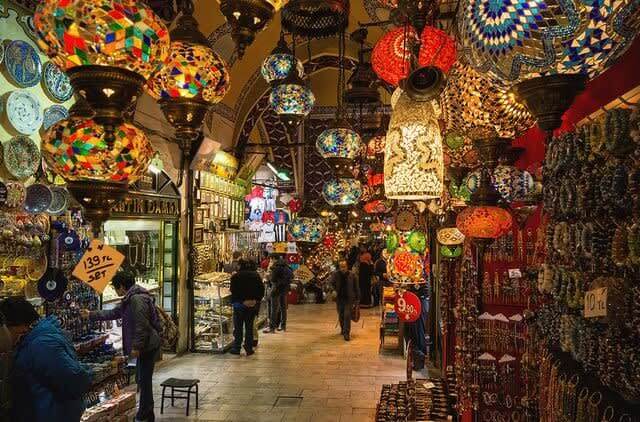 سوق محمود باشا إسطنبول